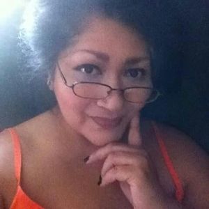 Meet your Posher, Gloria